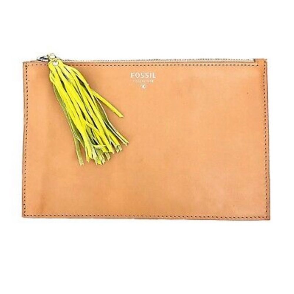 New Fossil Audri Tan Leather Tassel Clutch W/ Green Tassel MSRP $75 SWL1101